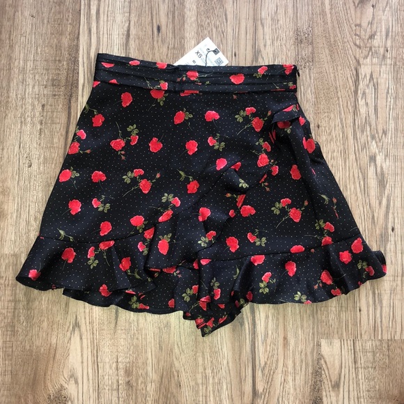 NEW!!! Zara Ruffled Rose 🌹 Print Skort - Picture 9 of 14